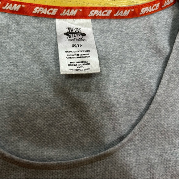 Space Jam Lebron & Bugs Bunny #6 tank top with front tie. Size XS - Picture 7 of 8